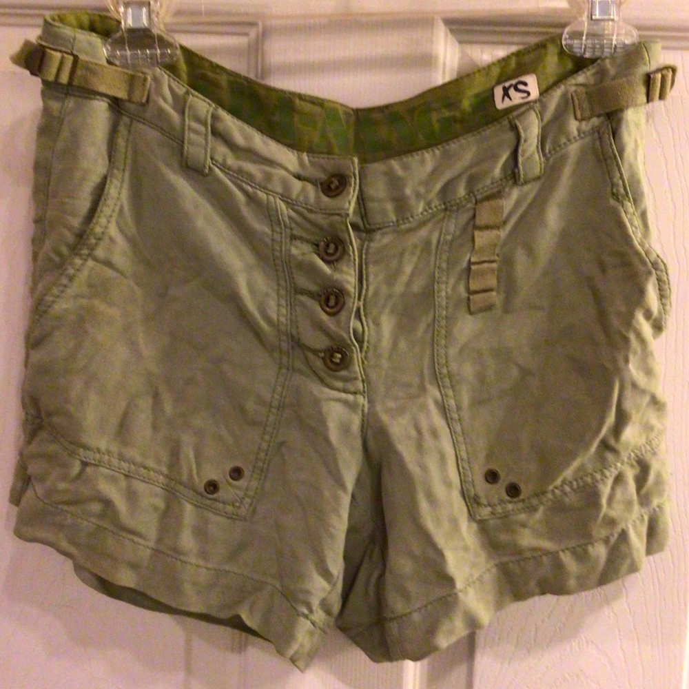 DA-NANG 100% silk shorts, military green,XS